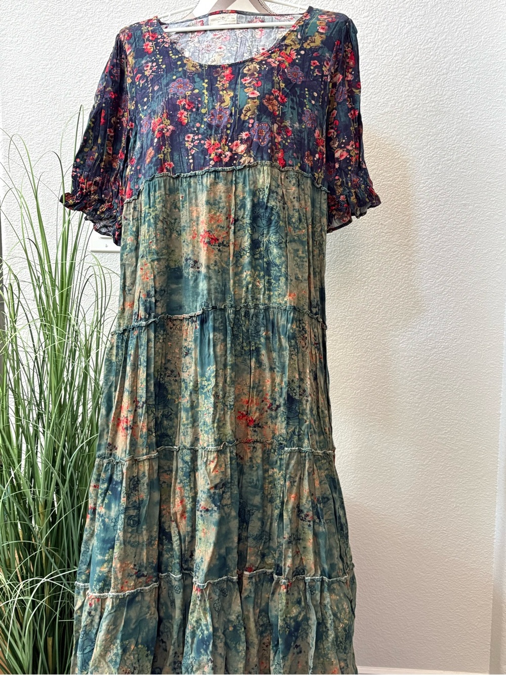 NATURAL LIFE Teal and Navy Floral Tiered Maxi Dress